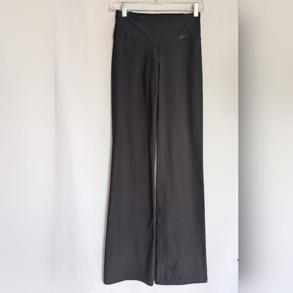 Nike Women's XS Black Flare Straight Pants Low Rise Tall